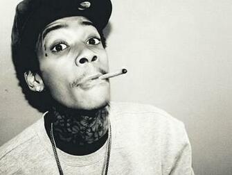 Wiz Khalifa Smoking Wallpaper