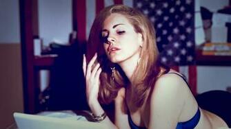 Lana Del Rey HD Wallpaper