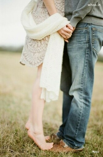 Lovely Couple HD Wallpaper For Mobile
