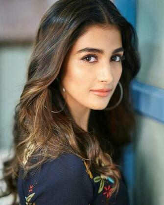 Pooja Hegde Heroines In Indian Actresses Beautiful
