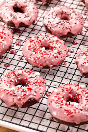 Glazed Donut Wallpaper
