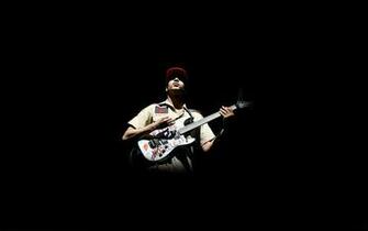 Tom Morello Black By Lightningvolt