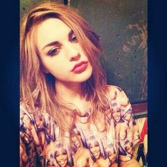 Frances Bean Cobain Image Wallpaper