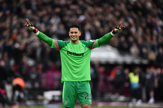 It S Official As West Ham Star Alphonse Areola Ranked The Best Wallpaper