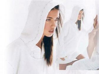 Adriana Lima Wallpaper Caminos Da Luz Guess Jun New