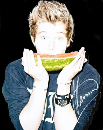 Luke Hemmings 5sos Png By Izk4
