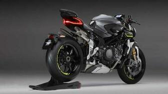 Mv Agusta Turns Streetfight Into Brawl With Brutale Rr
