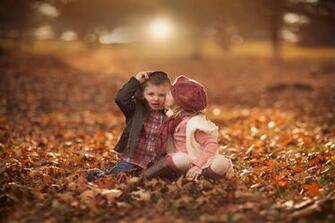 Crazy Lovely Kissing Girl And Boy HD Wallpaper