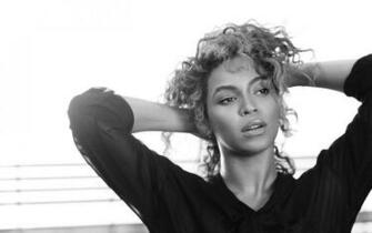Beyonce For Elle Wallpaper