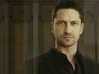 Rough Rugged Look Gerard Butler HD Desktop Wallpaper Screensaver