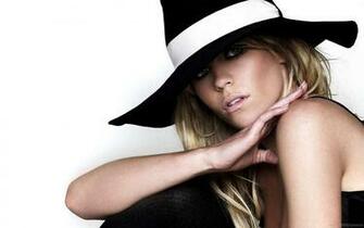 Abigail Cy Biography Wallpaper Celebrity Woman Pictures