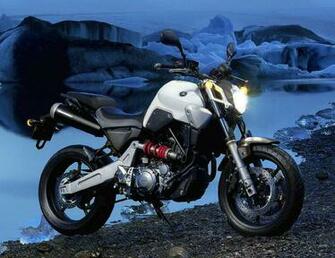 White Color With Black Combination Car Pictures Gallery