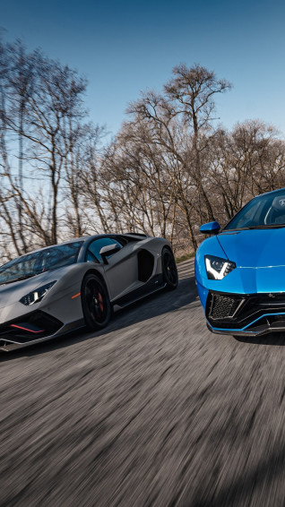 Lamborghini Aventador Technical Specifications Pictures Videos