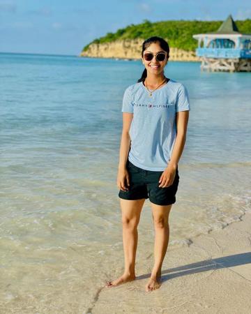 Cricketer Deol Harleen Photos Talkiewoods Entertain You