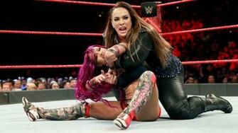 Un Moment Unique Pour Nia Jax Jim Cornette La Gfw