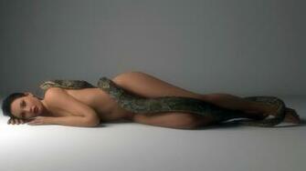 Is Girl Python Posture Simple Background