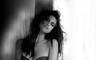 Irina Shayk HD Wallpaper Background Image