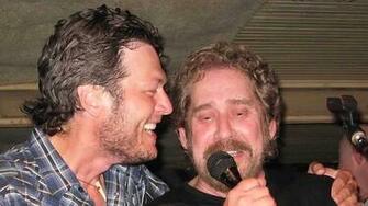 Country Singer Earl Thomas Conley Dead At Blake Shelton Reacts