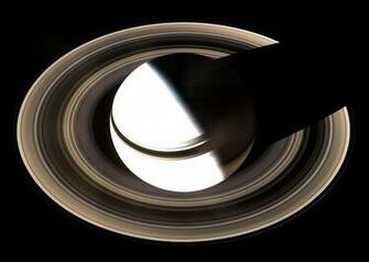 Picture Of Saturn Wallpaper For Motorola Droid Razr Maxx