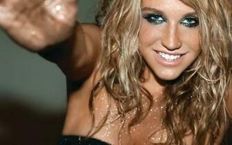 Kesha Bikini Wallpaper Hot High Quality Desktop