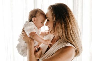 Mother And Baby Pictures HD Image