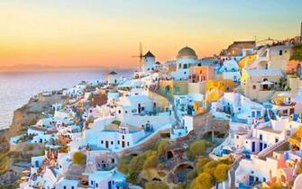 Private Bus Tour Thira Travel