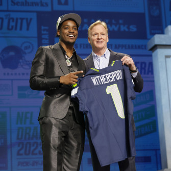 Nfl Draft Seahawks Select Illinois Cb Devon Witherspoon With