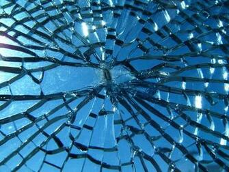 Realistic Cracked And Broken Screen Wallpaper Technosamrat