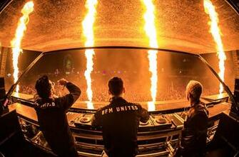 Image Gallery Tipper Dj