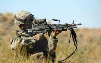 M249 Saw Machine Weapon Gun Military Soldier F Wallpaper