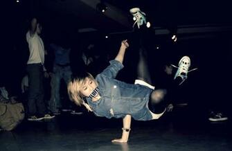 Breakdance Ze Wallpaper Galleryhip The
