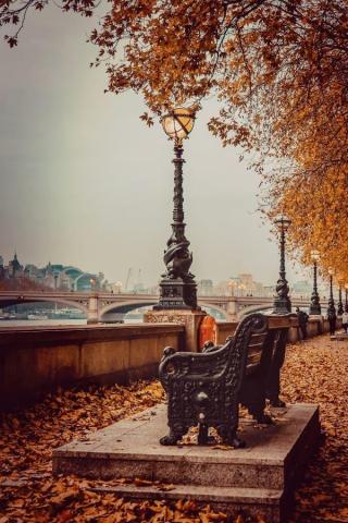 Stunning Fall Wallpaper For Your iPhone Prada Pearls