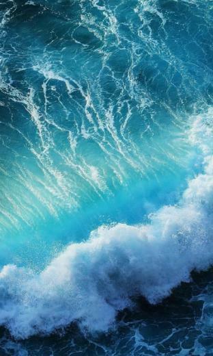 Splashing Ocean Waves Desktop Pc And Mac Wallpaper