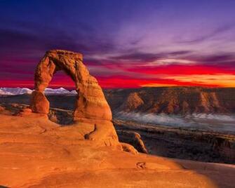 Sunset Red Clouds Delicate Arch Arches National Park Utah
