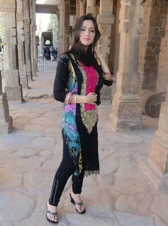 Pakistani Girl HD Wallpaper Smshousepk