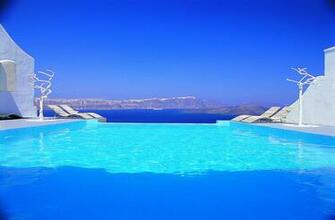 Cliffside Santorini Wallpaper