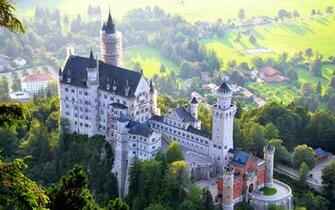 Neuschwanstein Castle Wallpaper HD Pictures