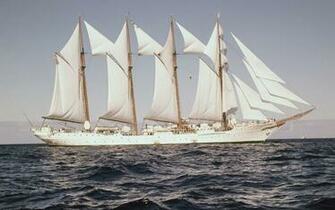 Full Size Sailing Craft Frigates Ships Wallpaper