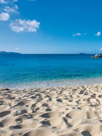 iPad Wallpaper Island From Islands Magazine