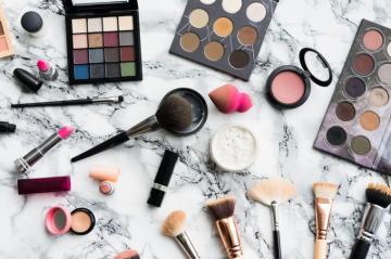 Makeup Laptop Wallpaper Top Background