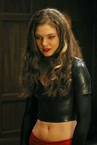 Celebrity Photos Alexa Davalos Wallpaper