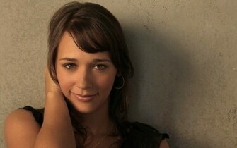 Rashida Jones Wallpaper
