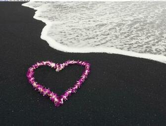 Photos And Wallpaper Heart Shaped Lei On A Black Sand Beach