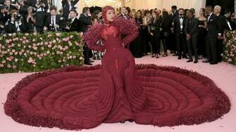 Met Gala Best Fashion From The Red Carpet Cnn Style