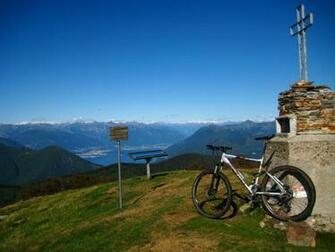 Source Url Wallpaperbit Mountain Bike Wallpaper