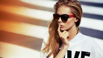 Cara Delevingne Wallpaper