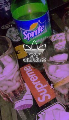 Supreme Wallpaper Style Dope HD