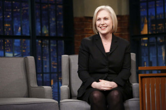 Kirsten Gillibrand Happy Inter Jt0hgursh6i7e4a7 Wallpaper