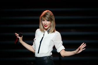Best Shake It Off Wallpaper