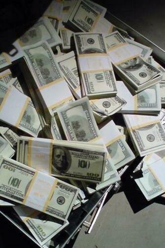 Money Wallpaper HD iPhone